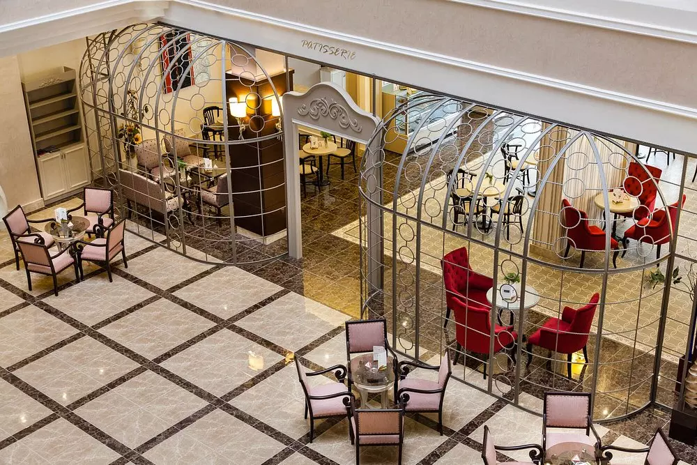 لابی  هتل توسان بیچ ریزورت